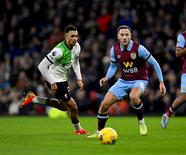 修斯接管了 修斯接管了