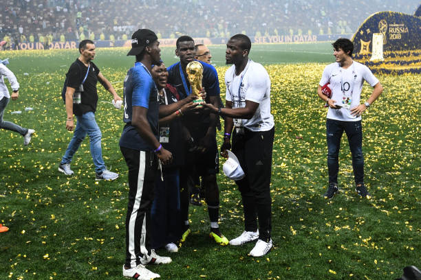 尽管他在数 尽管他在数