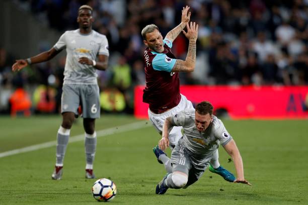 得广泛好评 得广泛好评